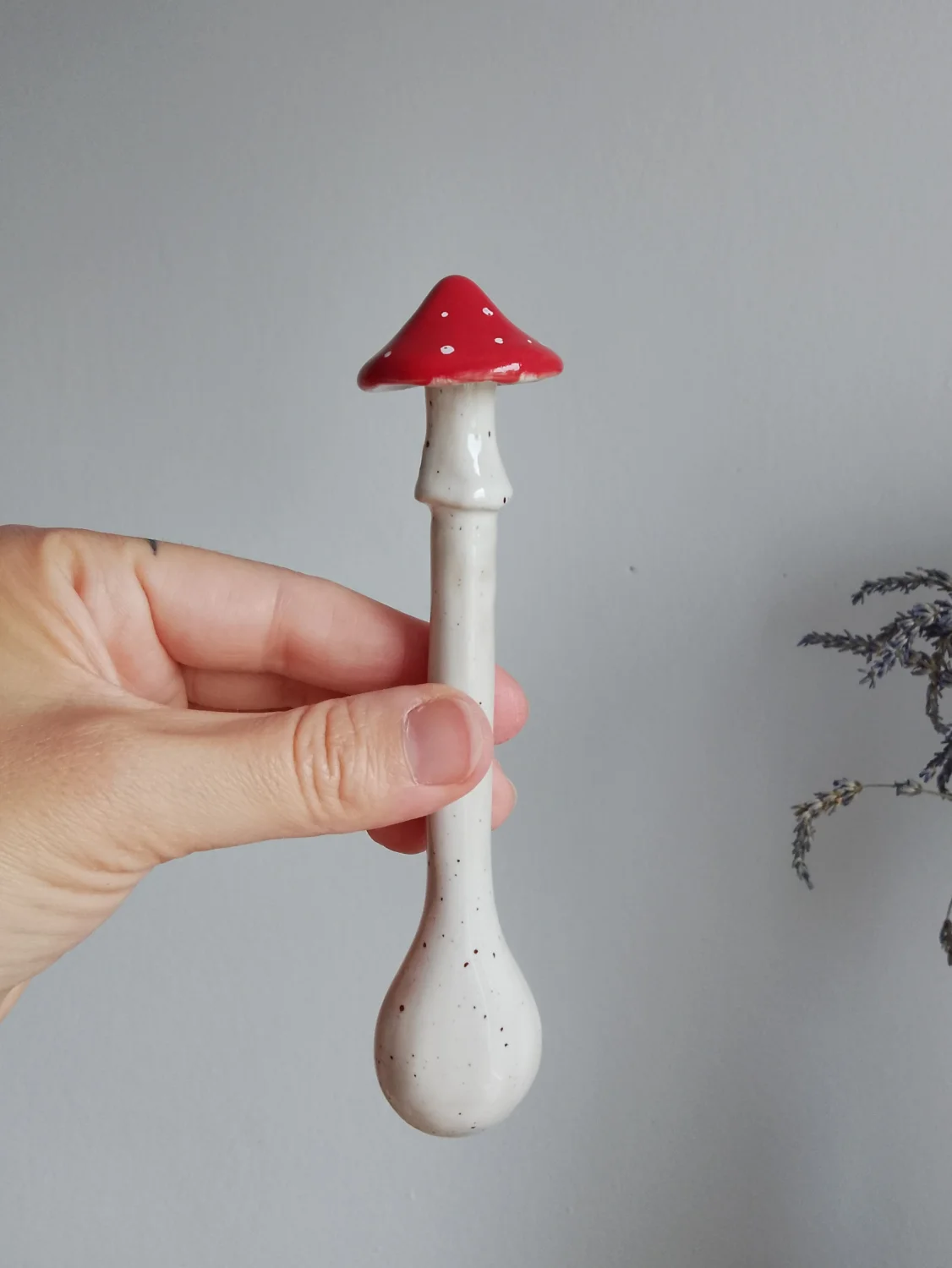 Łyżeczka ceramiczna z muchomorem Biała