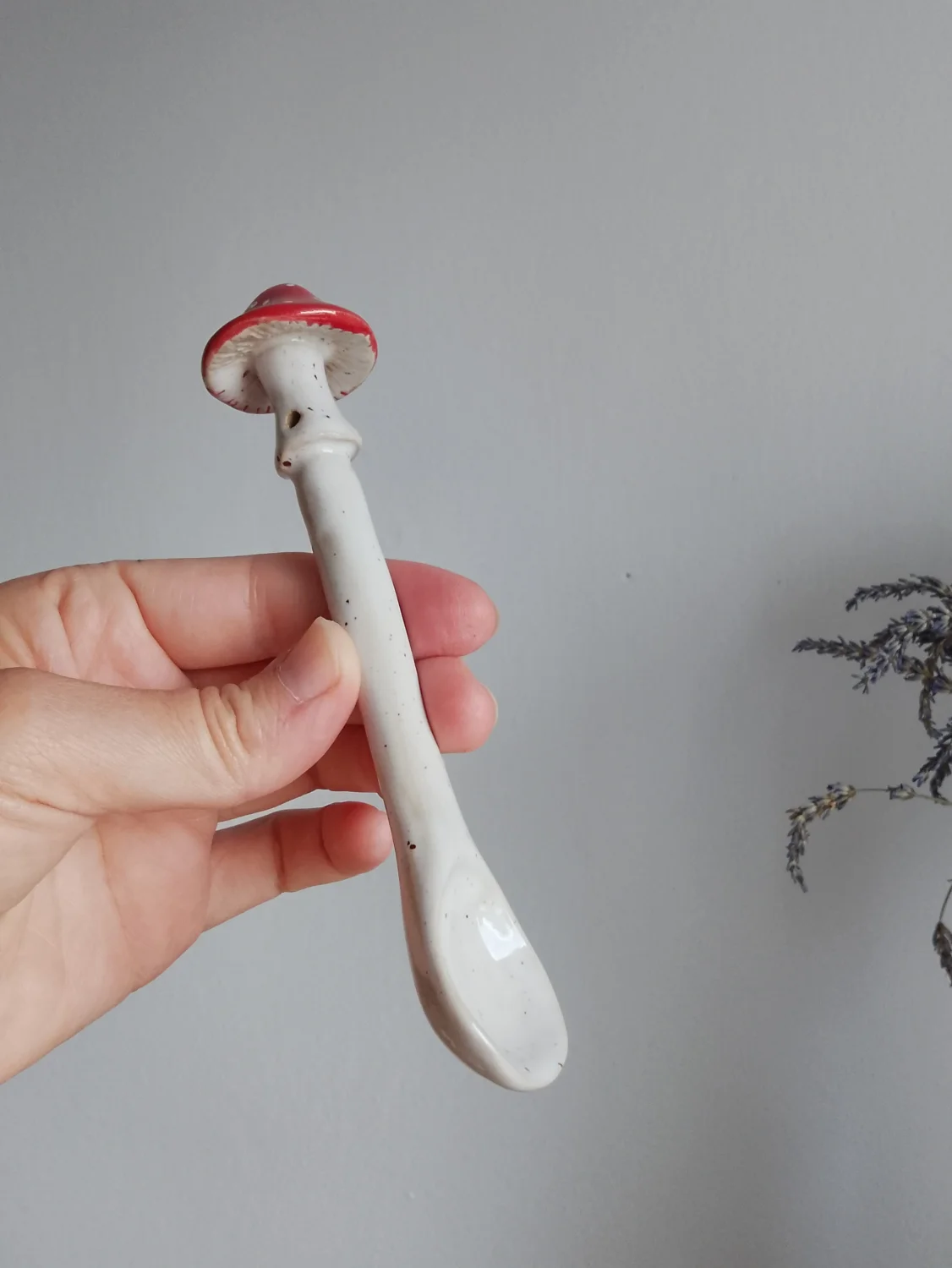 Łyżeczka ceramiczna z muchomorem Biała
