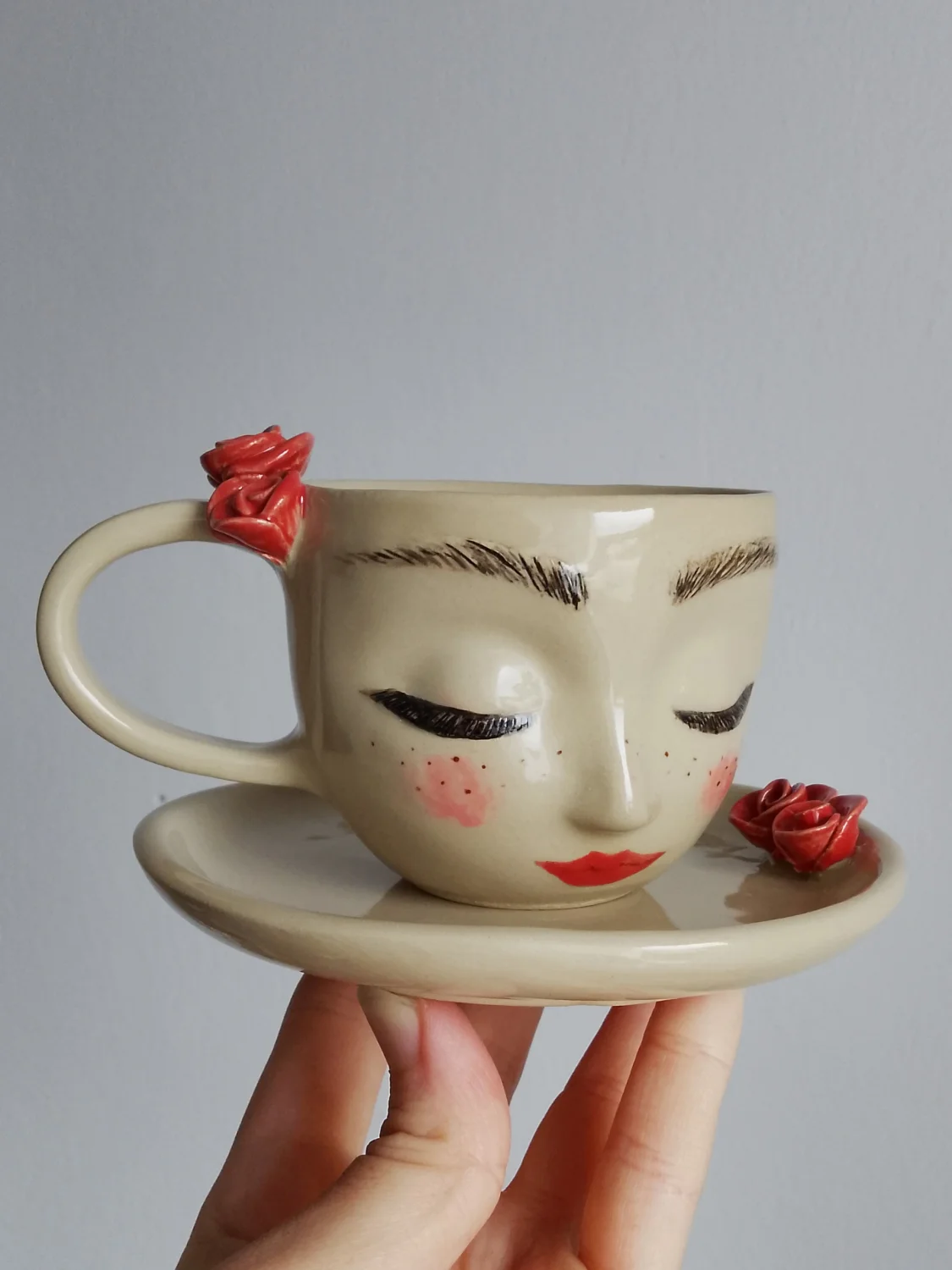 Filiżanka, kubek z twarzą 200ml  